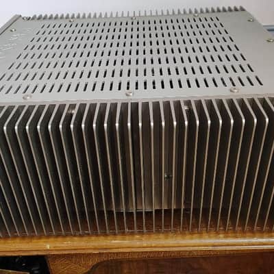 Parasound Halo A21 amplifier in excellent condition - 2000's image 3