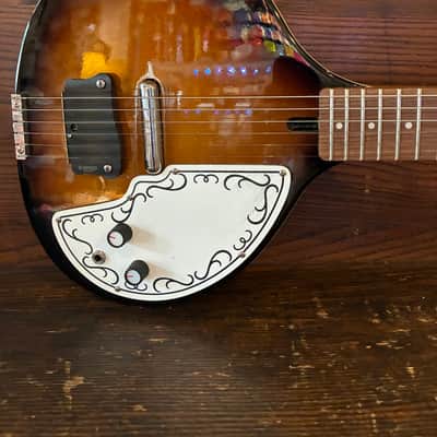 DiPinto Guitars — New & Used