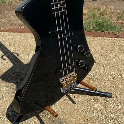 Washburn B-20 1981 Explorer Bass image 7