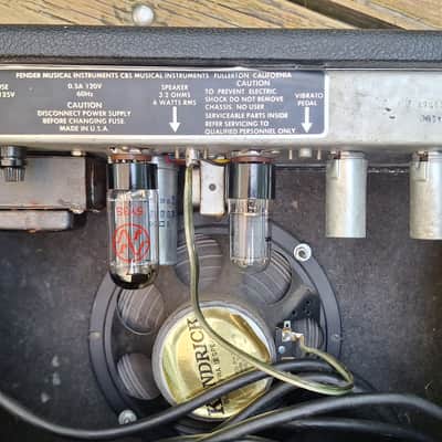 Fender Vibro Champ 1970 - 1980 - Silverface image 2