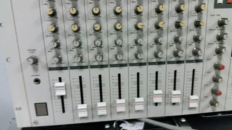 Akai MPX820 Mixer | Reverb