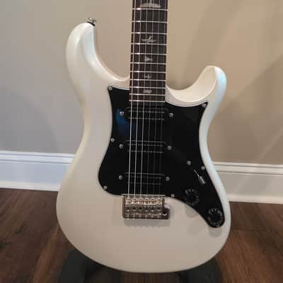 PRS SE NF3 with Rosewood Fretboard 2024 - Present Pearl White image 8