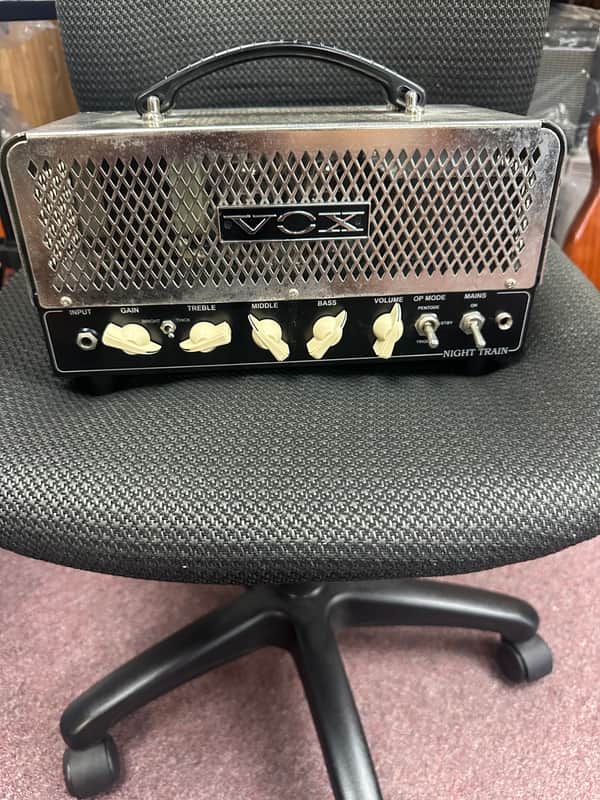 Vox Night Train NT15H