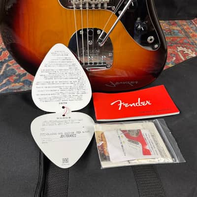 *Video* Fender Traditional II 60's Jaguar Alder 3 Tone Sunburst - 2017 image 8