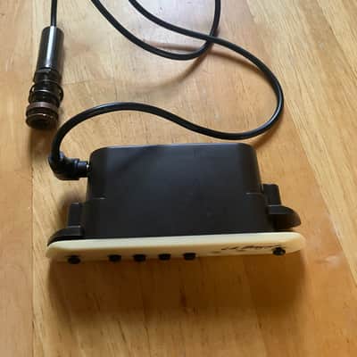 LR Baggs M1 Passive Soundhole Pickup 2010s - White image 2