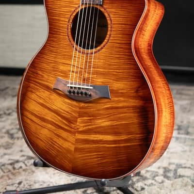 Taylor Custom #12343 Grand Auditorium Acoustic/Electric Guitar - Master Grade Koa with Hardshell Case image 4