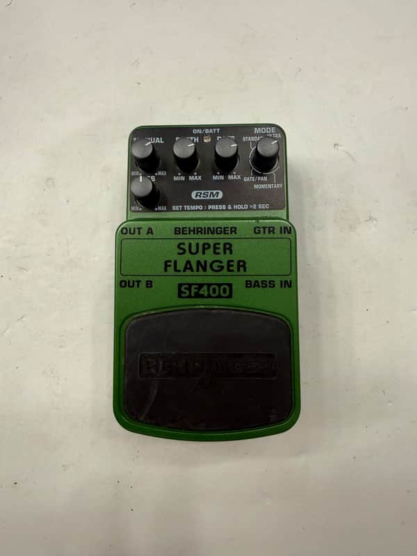 Behringer SF400