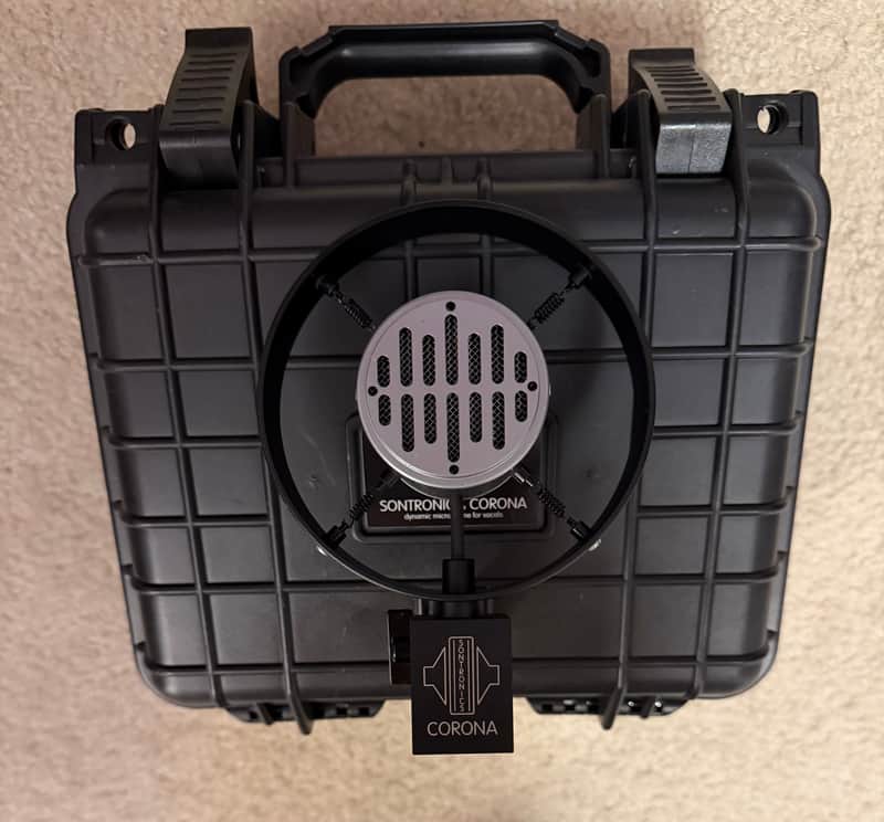 Sontronics Corona w/case image 1