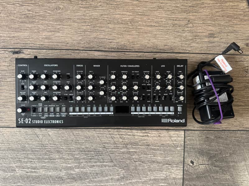 Roland SE-02 Boutique Series Synthesizer Module 2017 - Present - Black image 1