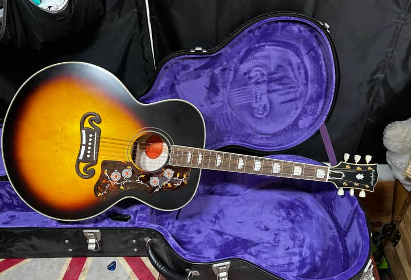 Epiphone "Inspired by Gibson Custom" '57 SJ-200 with Rosewood Fretboard