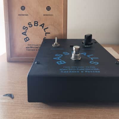 Electro-Harmonix Russian Bass Balls 1990s original Russian wood box Black Envelope Filter image 14