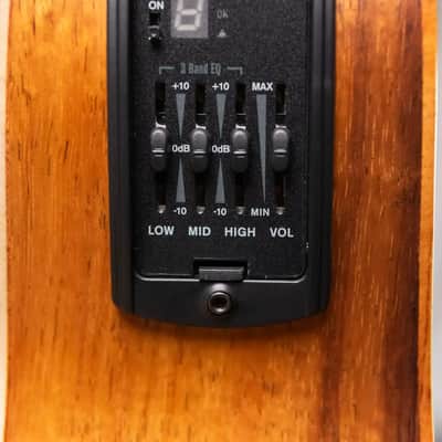 Taylor GS Mini-e Koa Bass with Gig Bag image 9