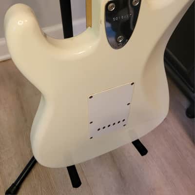 1983-84 Fender Japan Squire '72 Reissue Stratocaster CST-398 SQ Serial MIJ - Olympic White w/HSC image 12