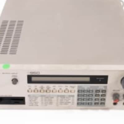 Akai S-950 Sampler image 4