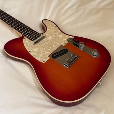 Vintage 2005 Fender American Deluxe Telecaster Rosewood Fretboard - Cherry Sunburst - Free Pro Setup image 4