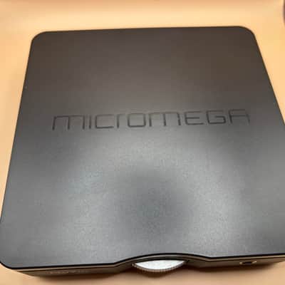Micromega MyZIC Headphone Amp (Black) - Great Quality. Well reviewed image 2