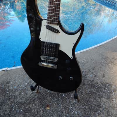 Hamer Phantom Xll 12 String 1984 Black OHSC image 7