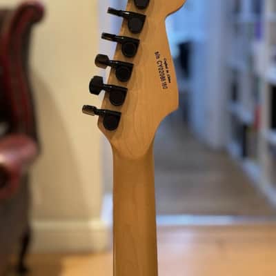 Squier by Fender Showmaster 2002 - Pink image 6