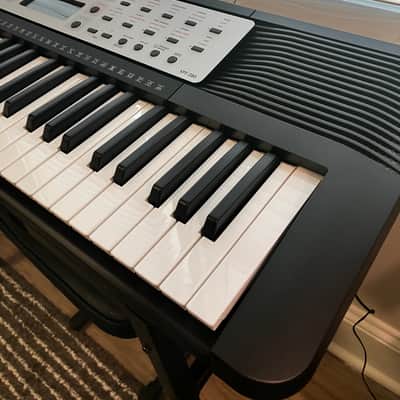 Yamaha YPT-280 61-Key Portable Keyboard w/ Gator Soft Case image 6