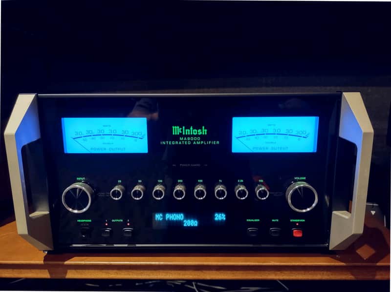 McIntosh MA9000 300-Watt Stereo Solid State Integrated Amplifier image 1