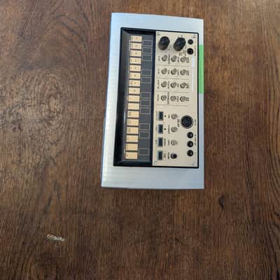 Korg Volca Keys Analog Loop Synthesizer 2013 - Present - Gold/Black image 2