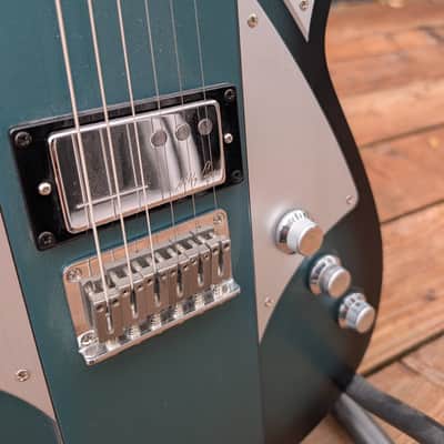 Reverend Billy Corgan Signature Terz - Satin Deep Sea Blue Burst image 2