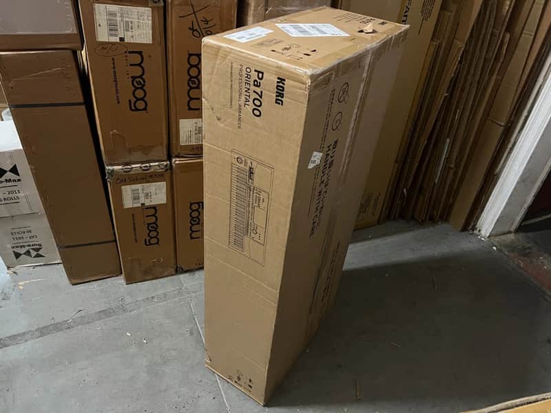 Korg Pa700 ORT Professional Arranger Oriental 61 key keyboard in box //ARMENS// image 1