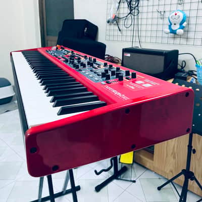 Nord Stage 2 EX HP76 Hammer Action Portable 76-Key Digital Piano 2015 - 2016 - Red image 3