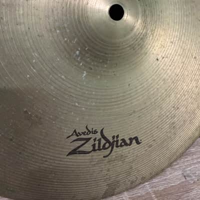 Zildjian Avedis Zildjian New Beat Hi-hats - 14 inches Cymbal Pair #3186 image 6