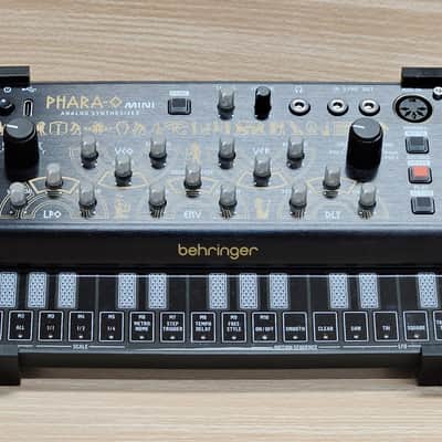 The Analog Source 25 Degree Angled Desktop Stand For Behringer D Mini JT Mini Pro VS Phara-O UB-Xa CZ-1 Synthesizer image 6