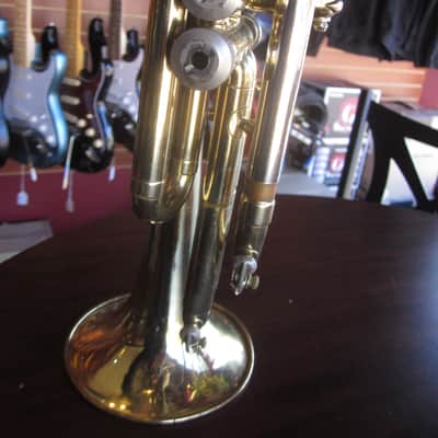 Vintage 1960 Conn Director Brass Bb Cornet with Vincent Bach 7C Mouthpiece & Constellation 7B-N Mouthpiece w/ Hard Case image 3