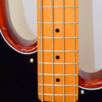2025 Squier Classic Vibe Telecaster Bass, Maple Fingerboard, Black Pickguard, Mocha w/ Bag image 6