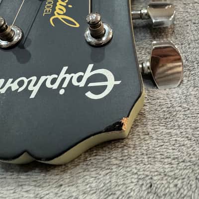 Epiphone Special Model Electric Guitar – Worn White – Excellent Condition image 12