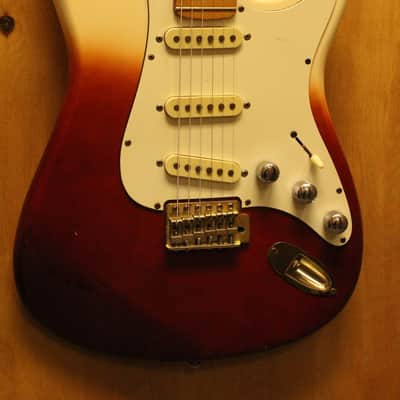 Vintage Lotus Strat Electric Guitar MIJ 70s or 80s Two tone Red / White Japan image 5