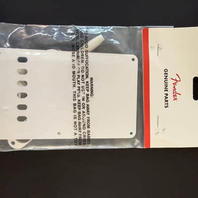 Fender 099-1362-000 Stratocaster Accessory Kit 2010s - White image 2