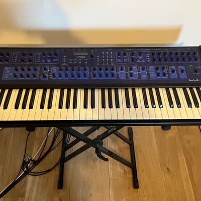 Dave Smith Instruments Poly Evolver 61-Key 4-Voice Polyphonic Synthesizer 2005 - 2011 - Blue with Wood Sides Bild 2