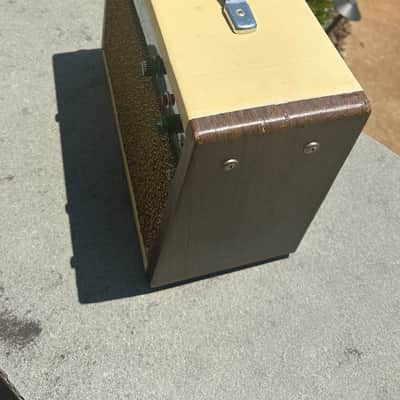 Montgomery Ward 62 GVC 9032 Combo Valco Supro Airline 1960’s - Chrome Panel image 6