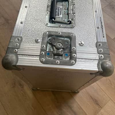 Gallien-Krueger 2001RB bass amp + RFB-III footswitch + 6u flight case image 9