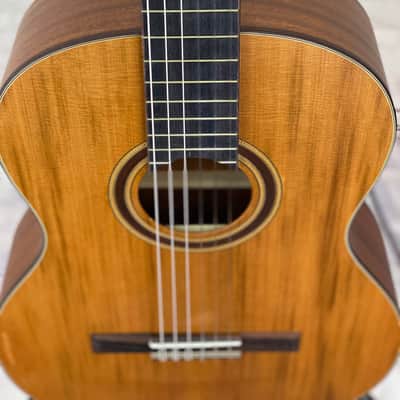CORDOBA C3M Solid Top Classical Guitar Cedar Top image 6