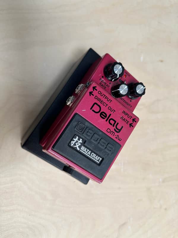 Boss DM-2W Delay Waza Craft image 1