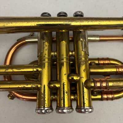 Getzen Super Deluxe Tone-Balanced Trumpet image 5