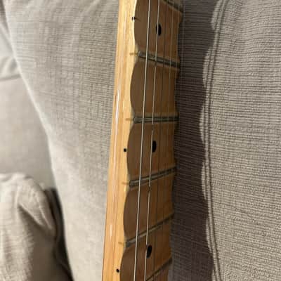 Scallop fret board  style  Vintage White Alder Body Maple Neck 2026 - Vintage white/ yellow image 4