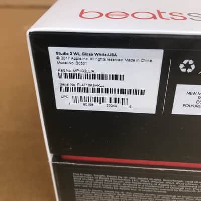 Beats by Dre Studio 2 Wireless B0501 - New Sealed 2017 Gloss White image 3