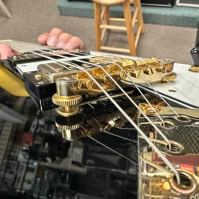 2001 Epiphone '58 Korina Flying V Reissue image 22