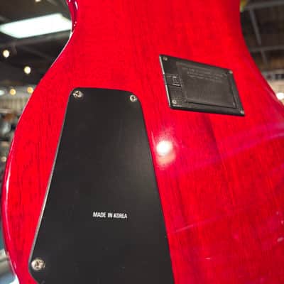 Alvarez Bass 1990's - Cherry Sunburst image 4