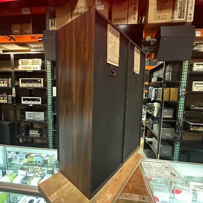 Fisher STV-873 3-Way Floor-standing Speakers 100 Watts image 9