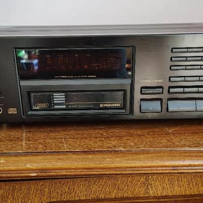 Pioneer PD-M640 6-disc magazine cd player in very good condition, serviced - 2000's image 1