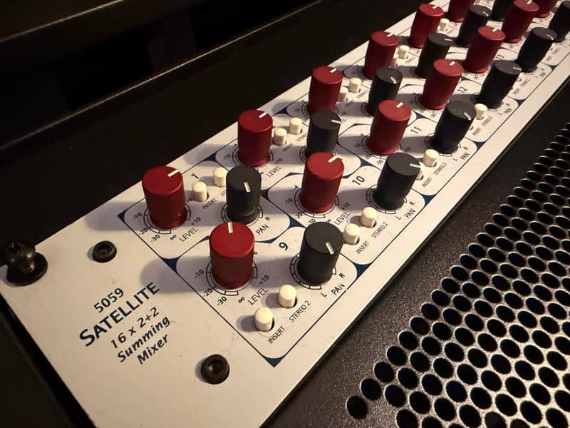 Rupert Neve Designs 5059 Satellite Summing Mixer 2012 - Present - White image 1