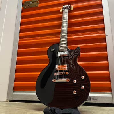 Gibson Les Paul Studio Deluxe 2011 - High Gloss Ebony & Chrome w/ Case image 3