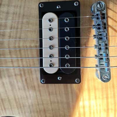 Upgraded Xaviere XV-500 2015 - Tiger-Striped Maple image 3